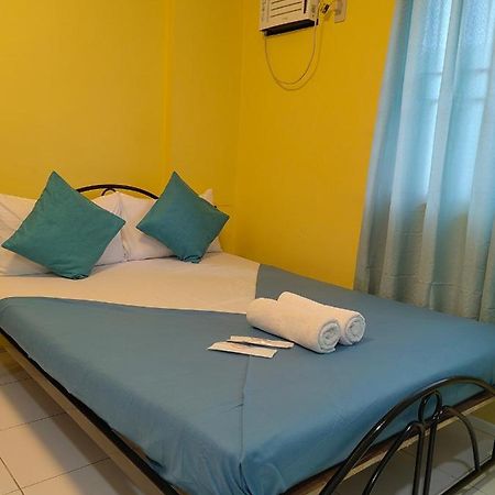 Yellowpad Hotel Davao Exterior photo
