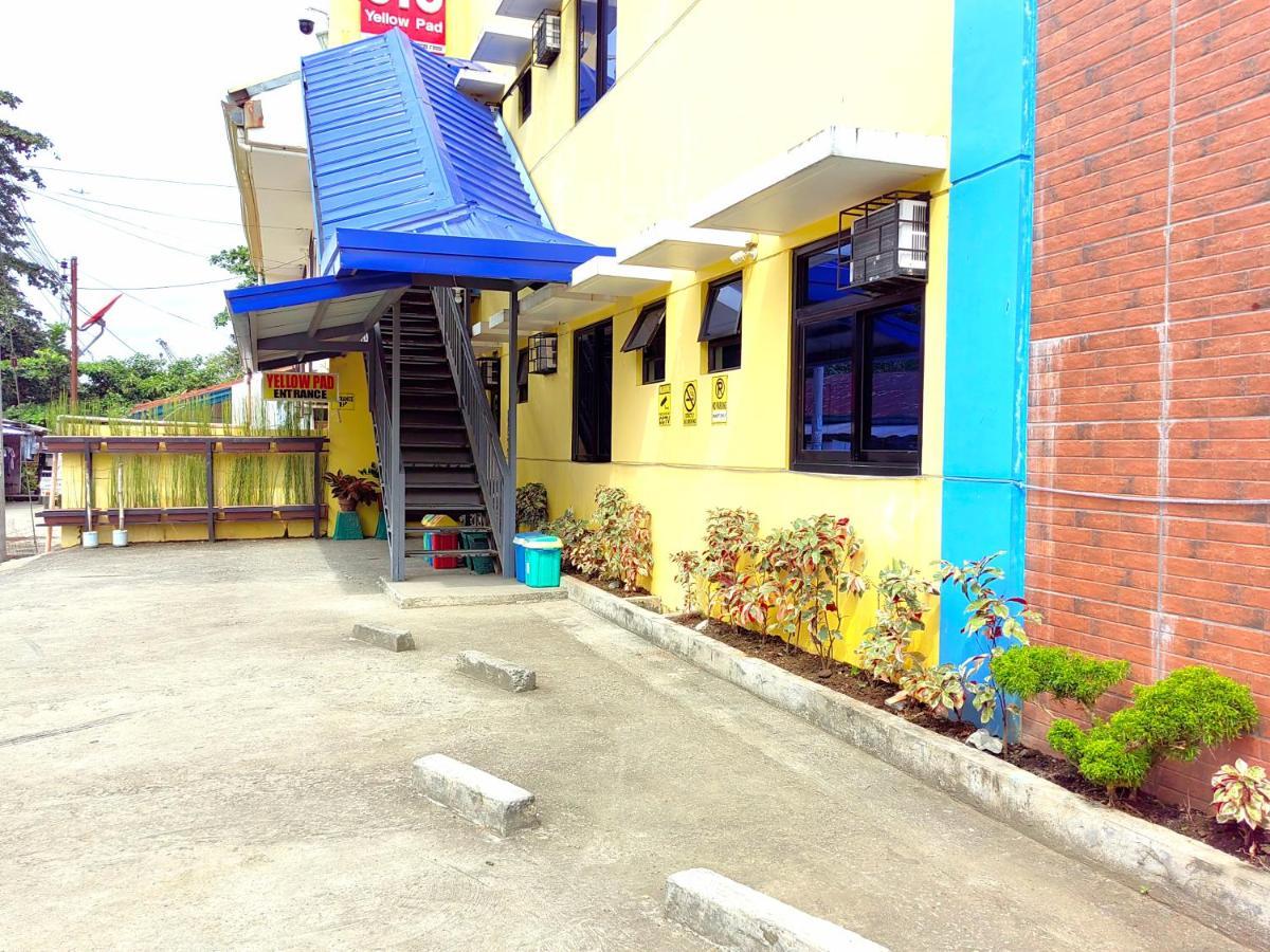 Yellowpad Hotel Davao Exterior photo